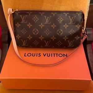 Louis Vuitton Pochette Accessoires